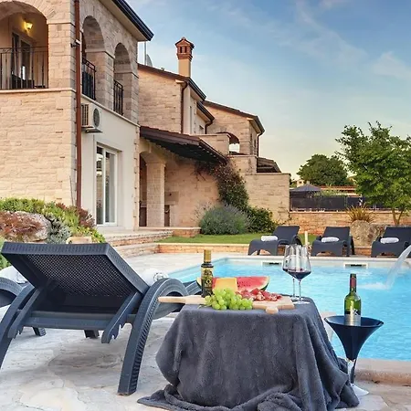 Branka Vila Rovinjsko Selo