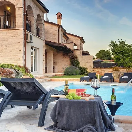 Villa Branka *