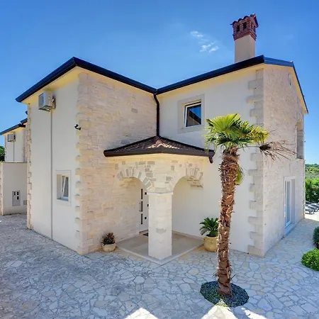 Villa Branka *